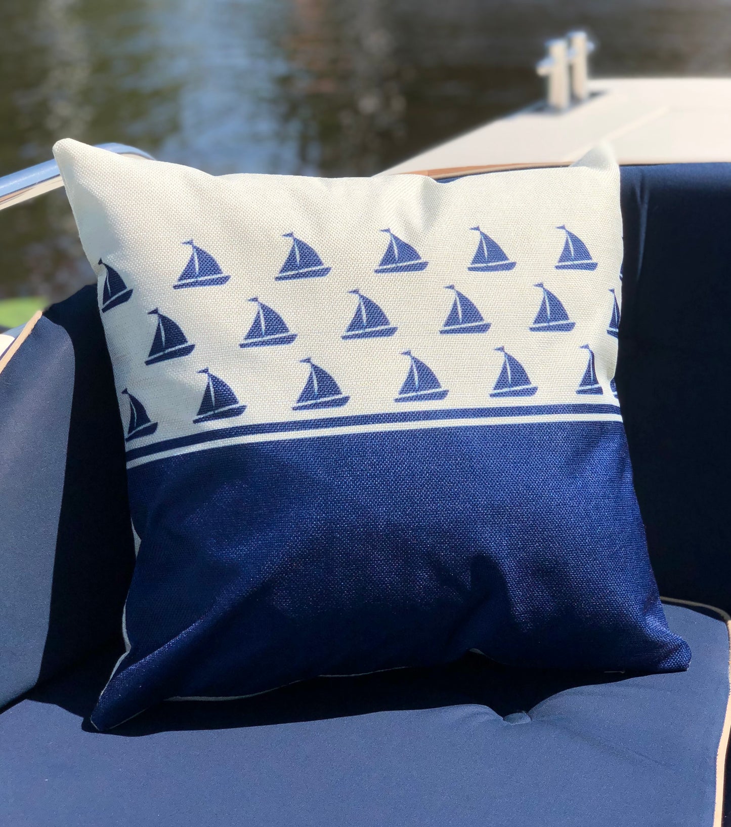 Bootkussen - Zeiljacht - 45x45 - royal blauw